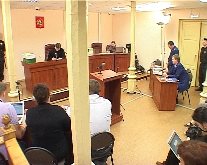 8 день суда по делу Навального и Офицерова