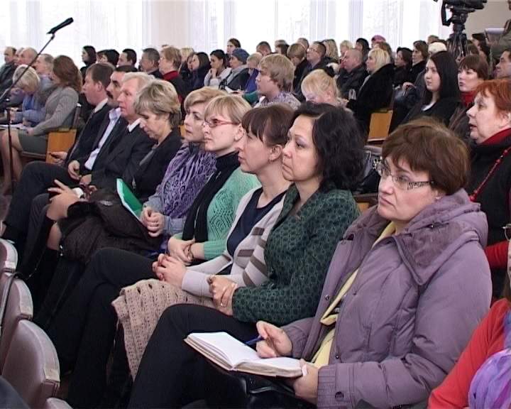В Кирове прошли публичные слушания по бюджету