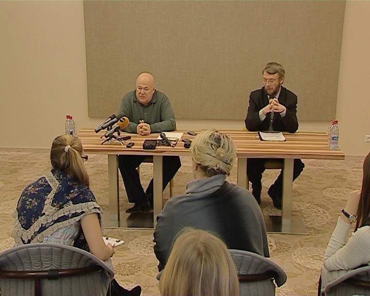 Александр Калягин встретился с кировскими журналистами