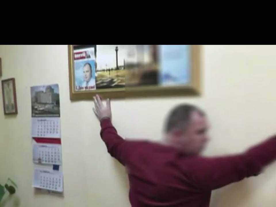 В Кирове задержан владелец мебельной фирмы, которого подозревают в кредитном мошенничестве.