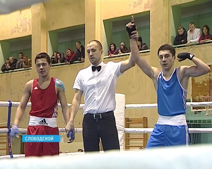 В Слободском состоялся всероссийский турнир по боксу памяти тренера Геннадия Буланова