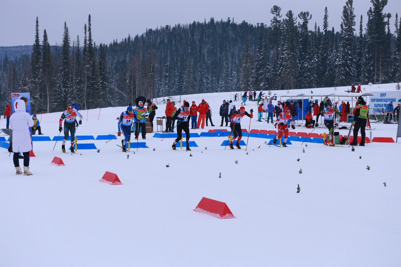 Кировские лыжники провели первый официальный старт сезона