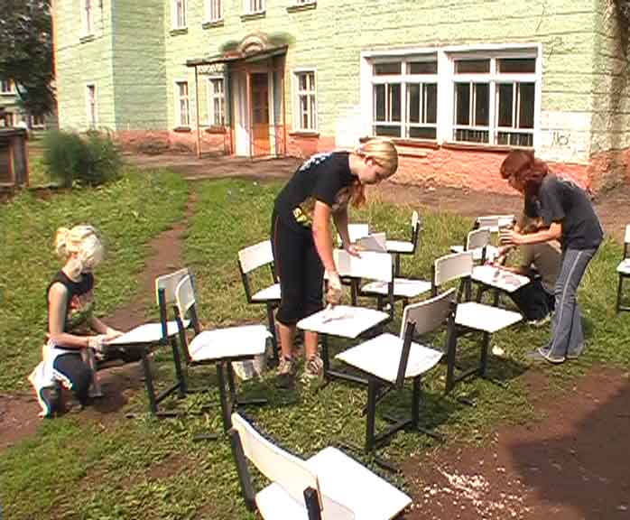 Подготовка школ к новому учебному году в городе Вятские поляны