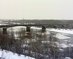 Ремонт старого моста через Вятку