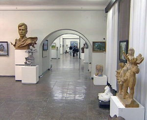 Полмира в одном выставочном зале