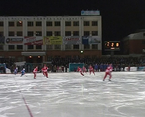 Матч кировской «Родины» с клубом «Уральский трубник»