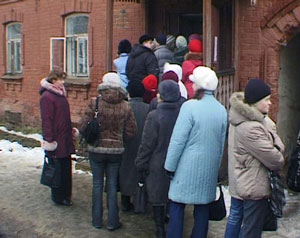 Очередь за путевками в детские сады