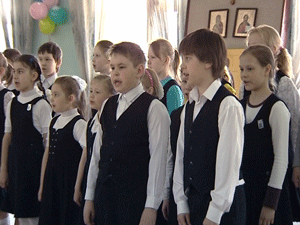 Сегодня во многих кировских школах прозвенели последние звонки