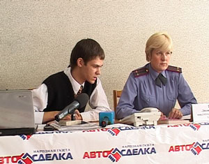 Сегодня сотрудники ГИБДД общались с автолюбителями