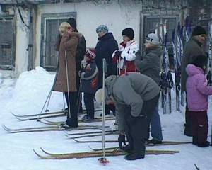 Семейная лыжная эстафета в городе Сосновка Вятскополянского района