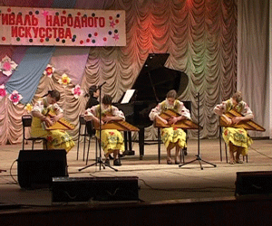 Гала-концерт фестиваля народного творчества в ДК 