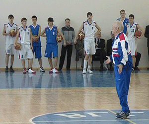 Мастер-класс баскетболиста Евгения Гомельского