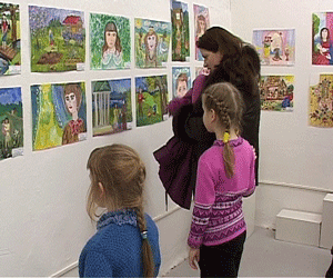 Выставка детских рисунков в цирке