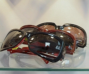 Ультрафиолетовые очки - с первых дней весны