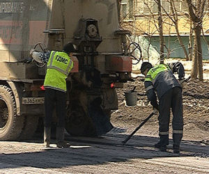 Ямочный  ремонт дорог в городе Кирове