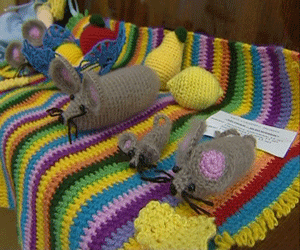 Выставка декоративно-прикладного творчества «Рядом с мастером»