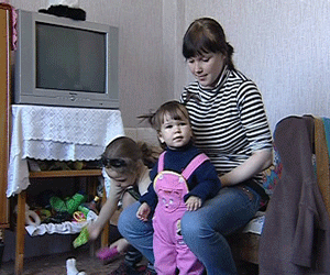 Жилищные проблемы Лены Стрелковой и ее маленькой дочери