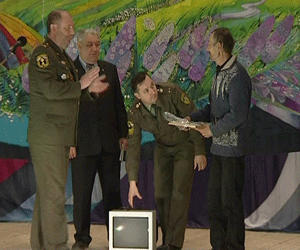 За проявленное мужество на пожаре - телевизор