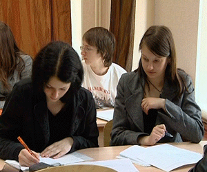 Кировские выпускники готовятся к первому ЕГЭ