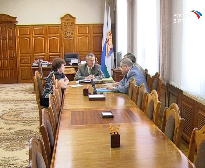 О закрытии школ речь не идет