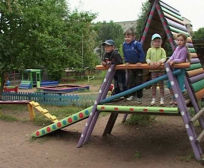 Игровая площадка детского сада «Елочка»