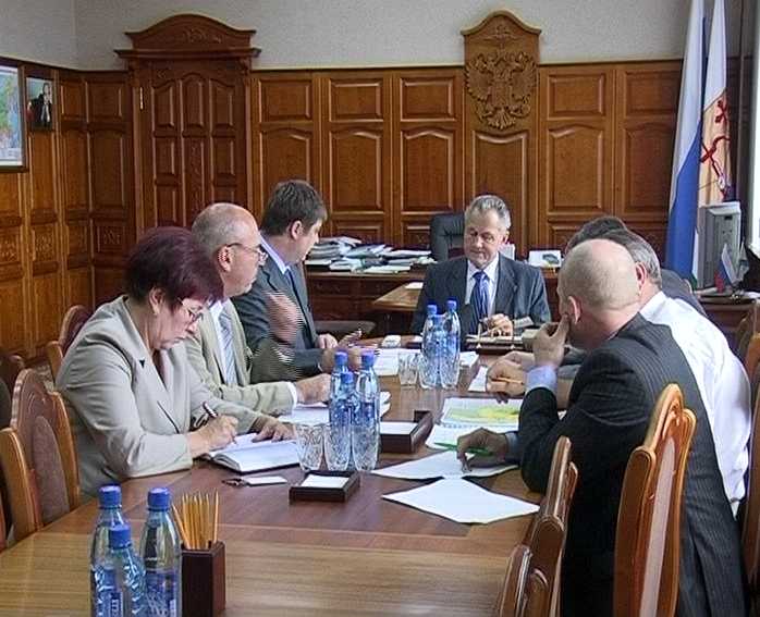 Об использовании лесных ресурсов - на оперативном совещании у губернатора