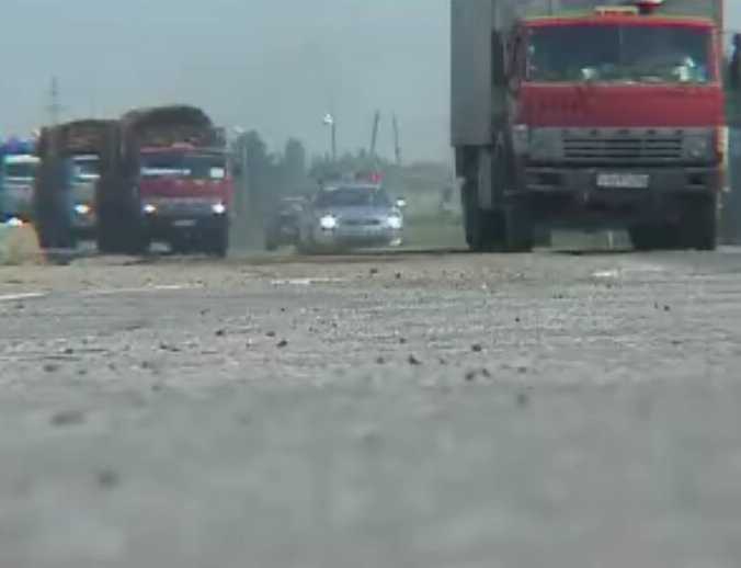 Кировская автоколонна с гуманитарным грузом приближается к Владикавказу