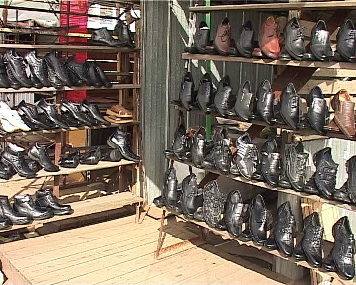 Кировчане борются с некачественной обувью