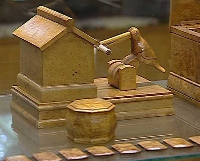 Мастеров обработки капа-корня становится все меньше