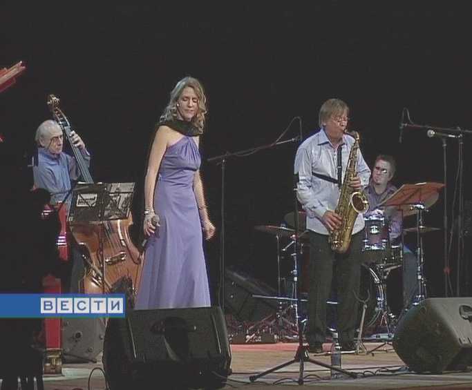 Джазовый голос с французским акцентом