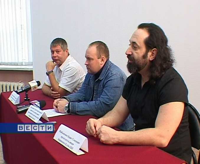 Кировский КВН готовится к пятнадцатилетию