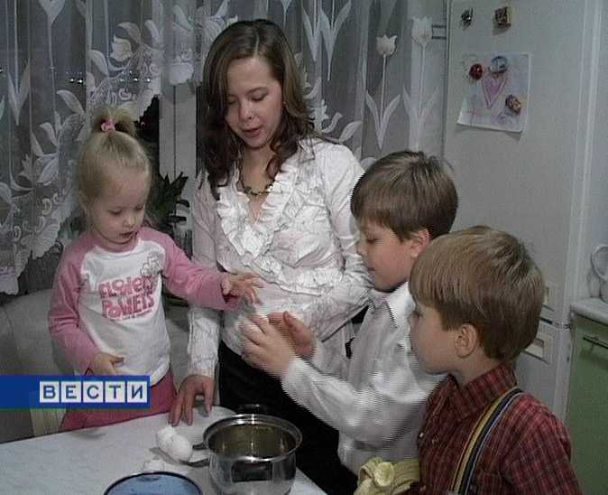 Дружная семья Лопатиных