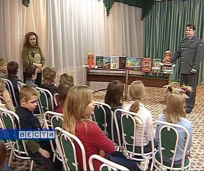 Предновогодняя акция сотрудников первомайского ОВД