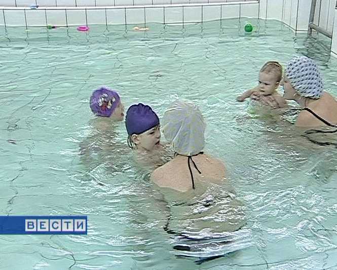 Новый год в бассейне