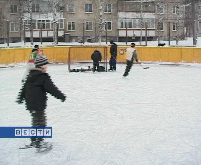 Дворовые катки в Нововятске