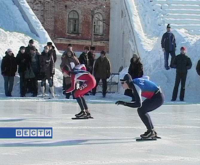 Успехи кировских конькобежцев