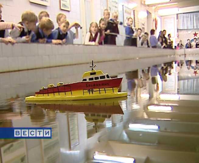 Кораблестроители