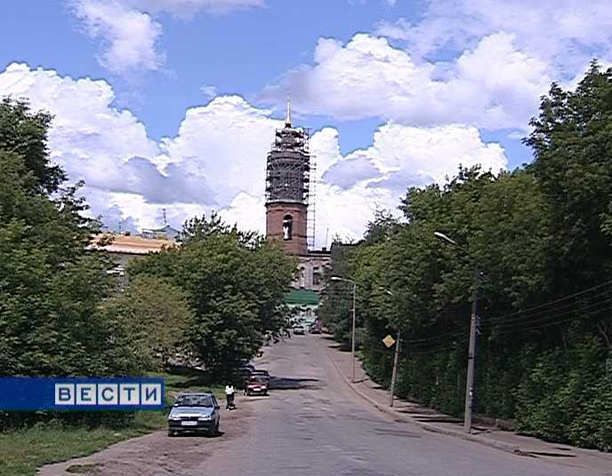 Шпиль на колокольне Спасского собора