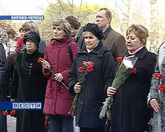 Памяти героев