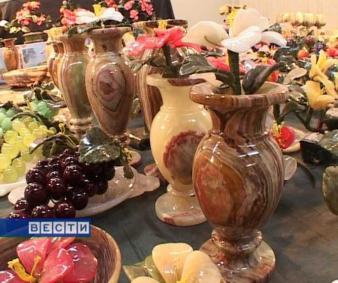 Выставка самоцветов