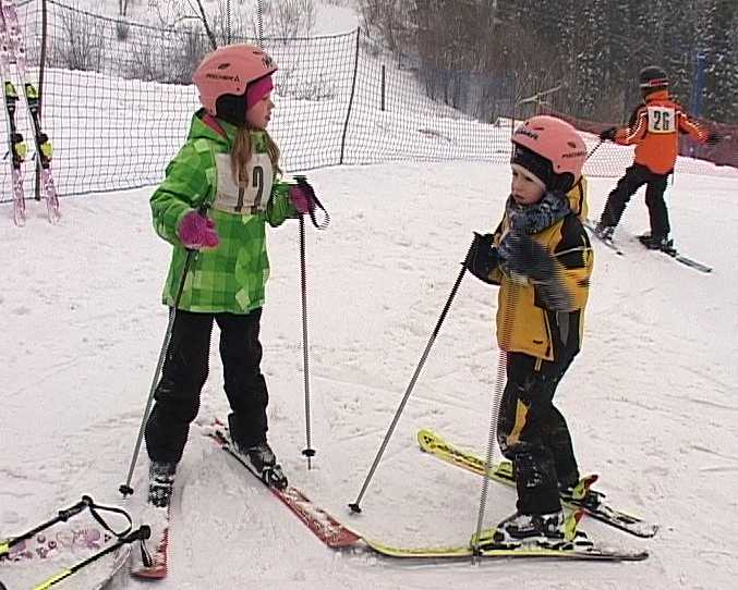 Юные горнолыжники