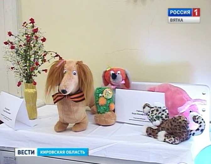 Выставка работ  медицинских сестер