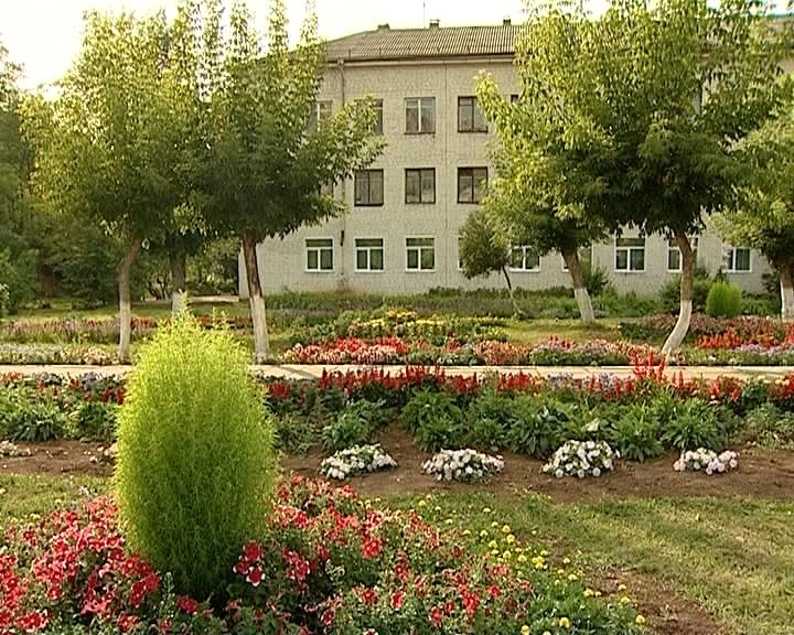 школа 70 киров. школа 70 киров. школа 70 киров. киров 8 школа двор. школа 70 нижний новгород.