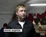 Латышские школьники раскрасили дымковскую игрушку