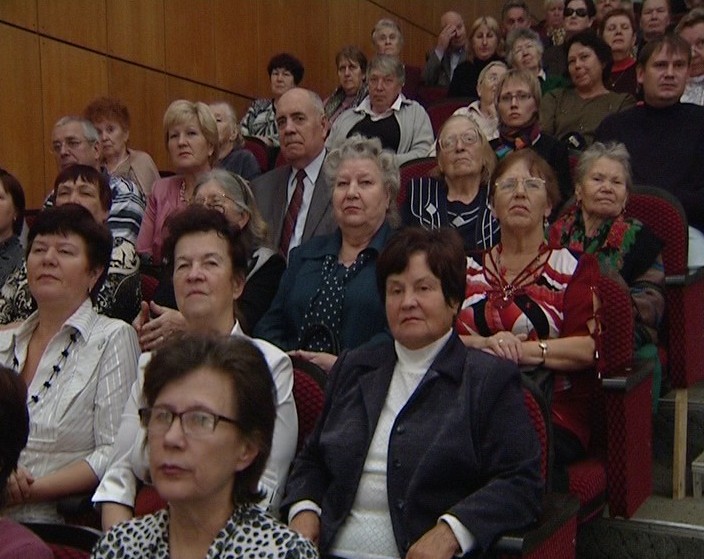 День пожилых людей в ДК «Космос»