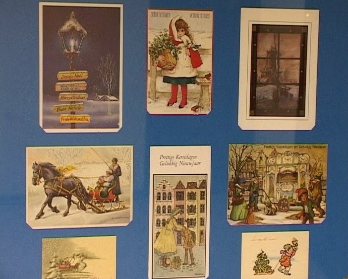 Выставка новогодних открыток