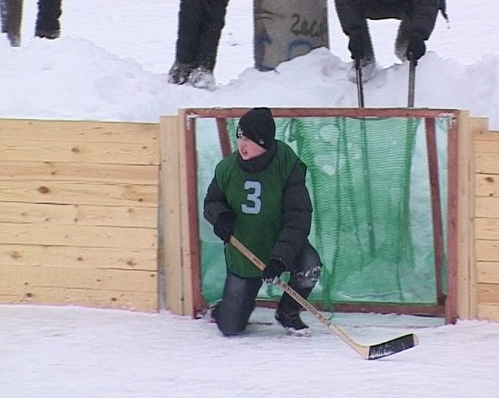 Хоккей на снегу