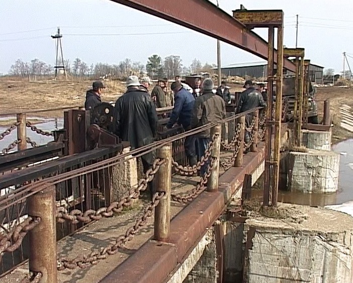 Открытие шлюза