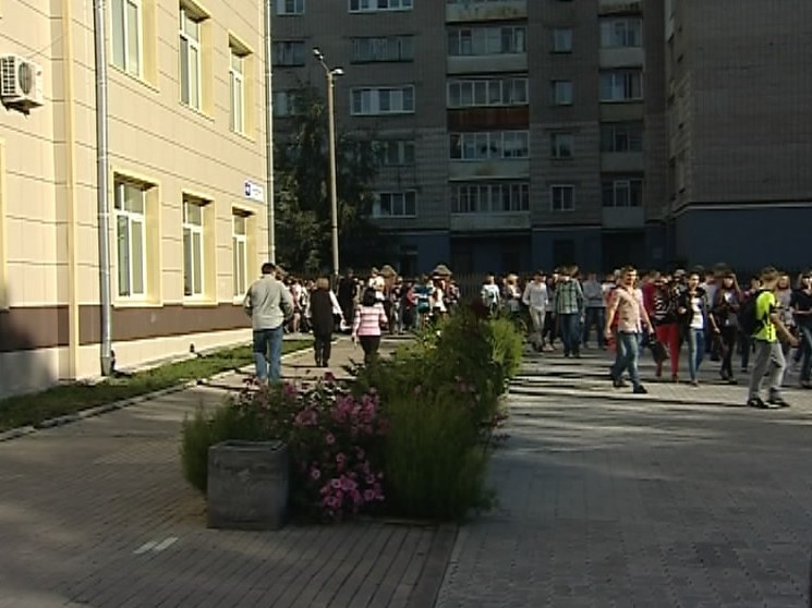 Учения в школе