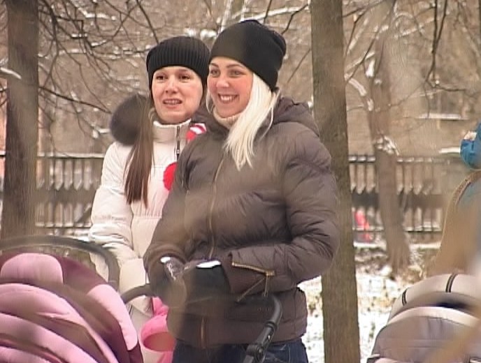 Акция ГИБДД с молодыми мамами